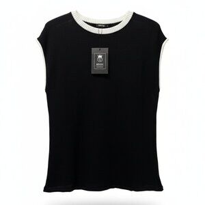 NWT Womenβs Black & White Loose Fit Knit Vest Top β Size Small